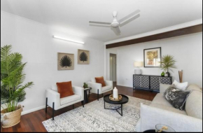 Chic Cottage on Castle Hill, Townsville
